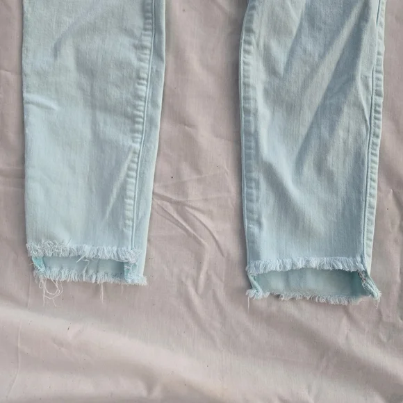 Lilly Pulitzer Aqua Jeans - Picture 9 of 14